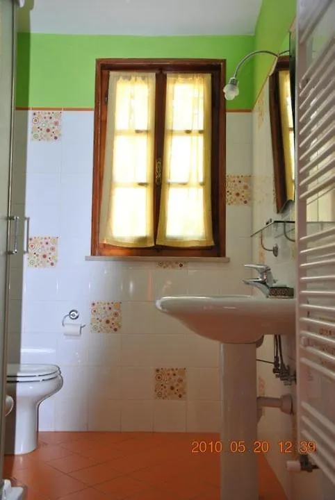 B&B La vecchia quercia Home Restaurant Fornovo di Taro Bed and breakfast